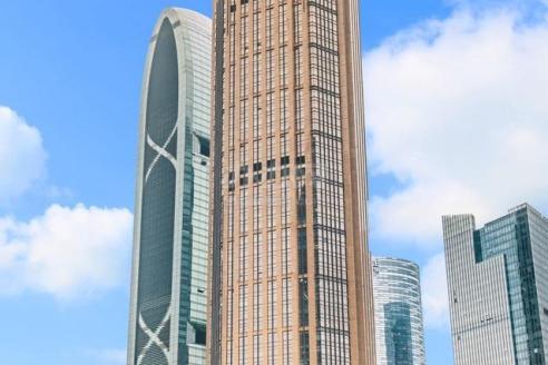 广晟国际大厦 高层245方 豪华装修 可拎包办公